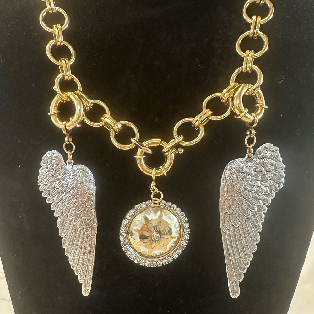 TOVA - Gold Plated Chain Charm Necklace w/ Angel Wings and Crown pendant - Picture 2 of 13